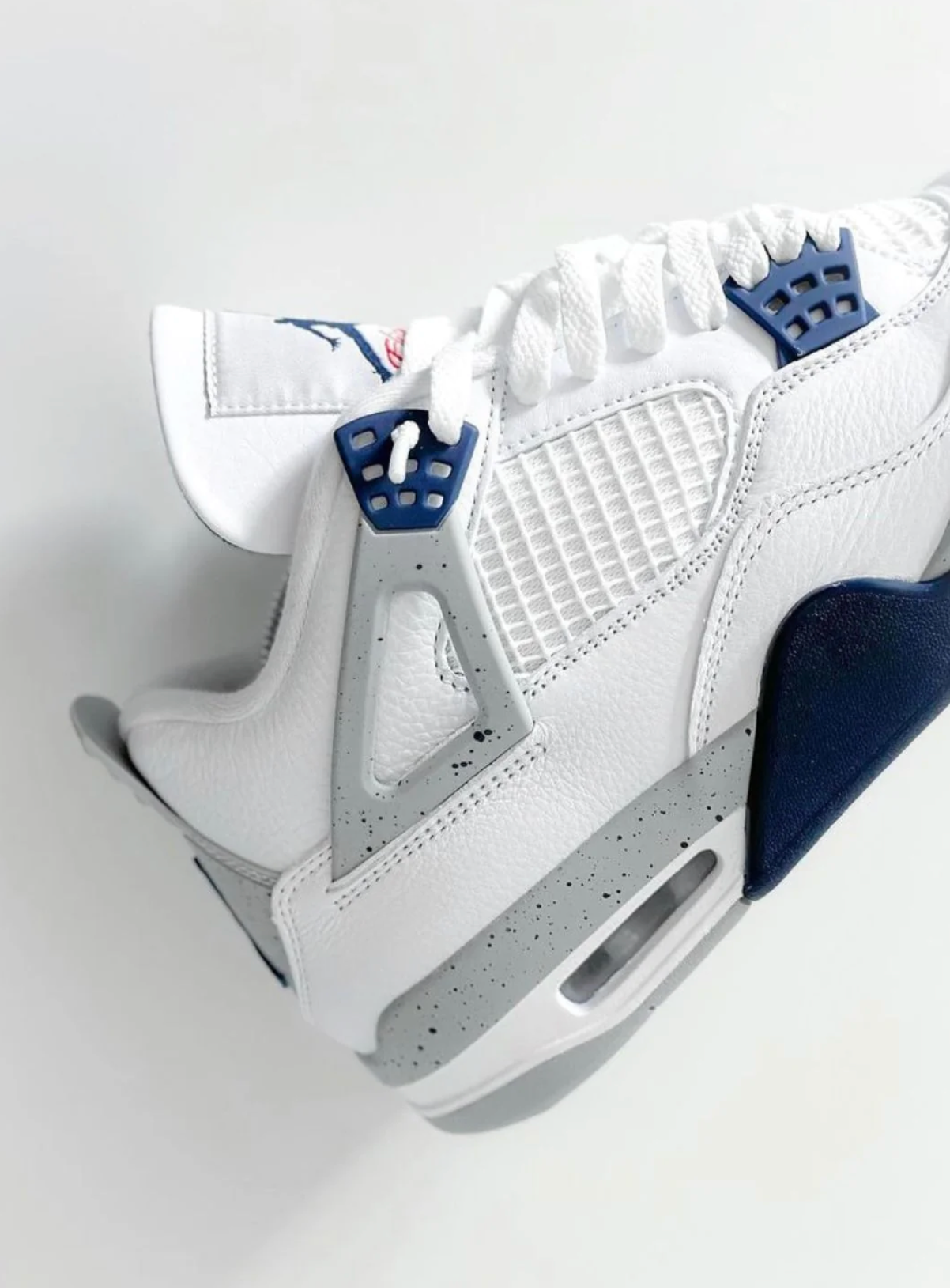 Jordan 4 Midnight Navy