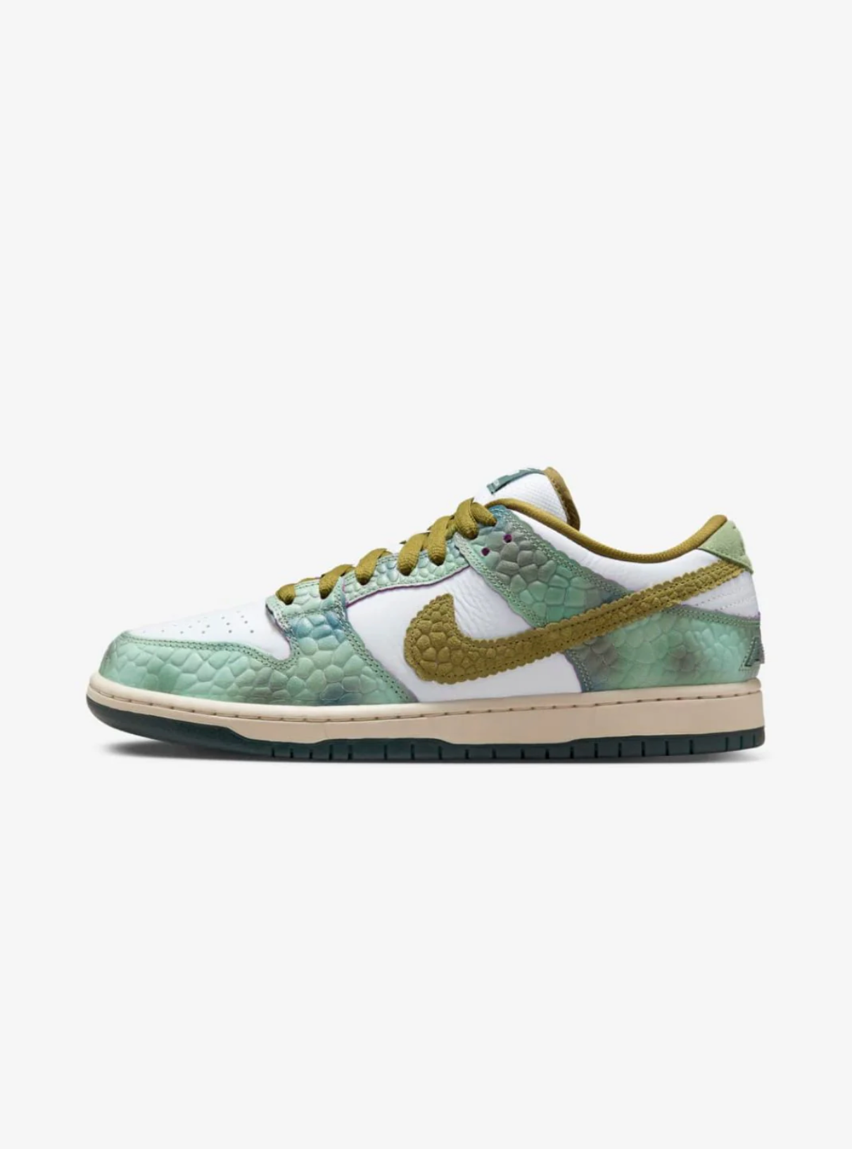 Nike SB Dunk Low x Alexis Sablone